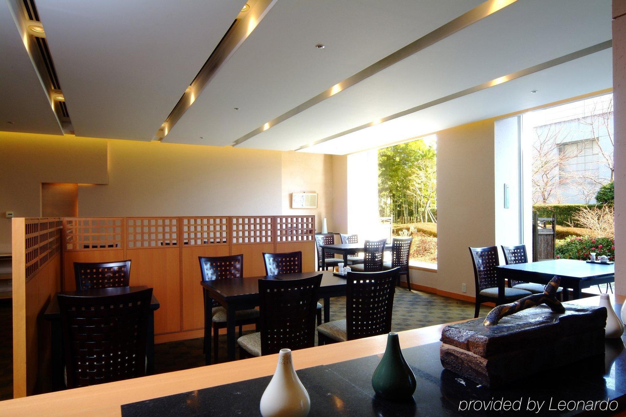 Rembrandt Hotel Ebina Restoran fotoğraf